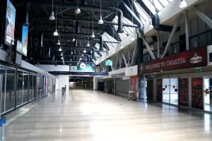 FOTO: Kako danas izgleda stari aerodromski terminal Pleso