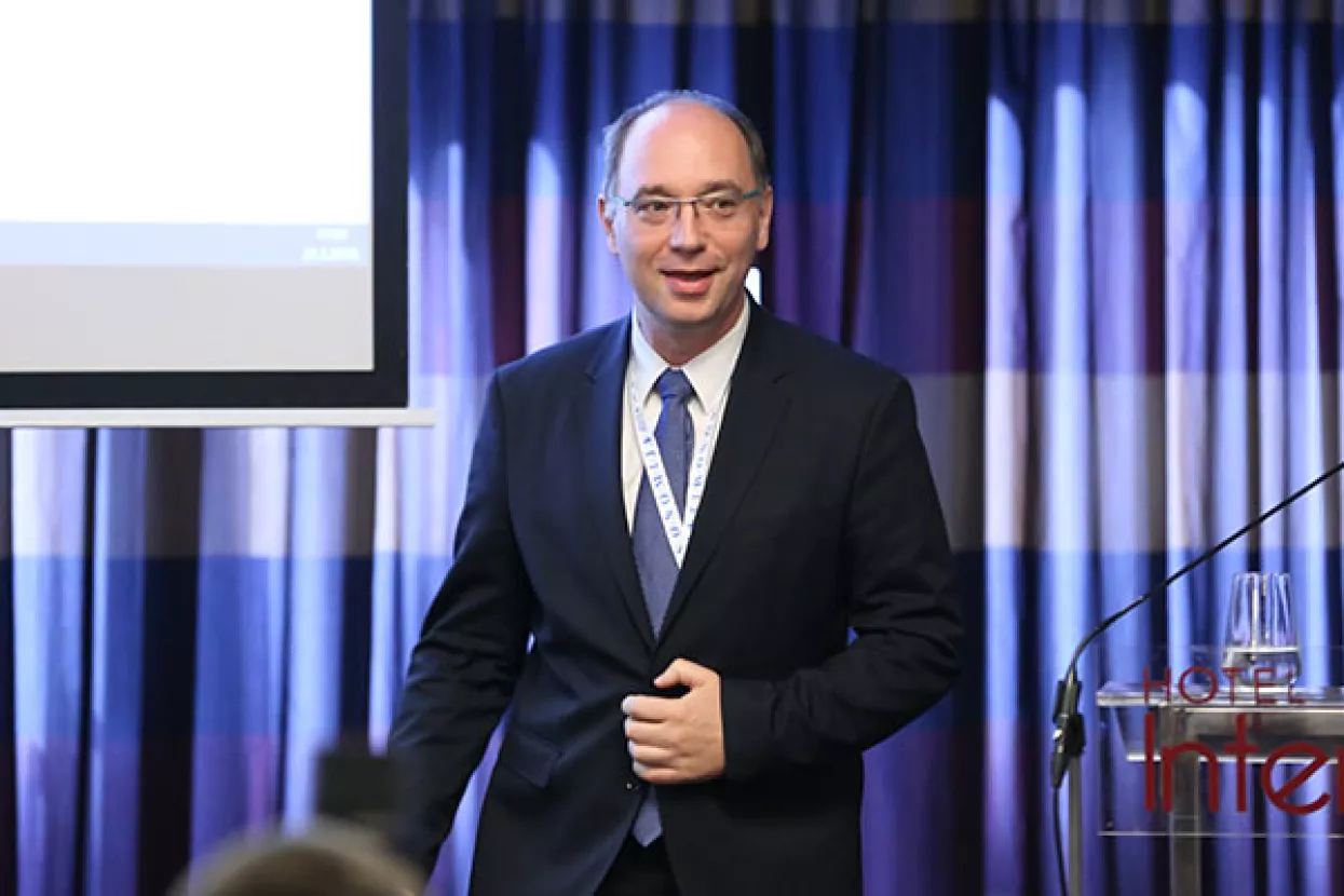 Utjecaj porezne politike na euro: Koristi uvođenja eura &scaron;ire su i dugotrajnije od tro&scaron;kova