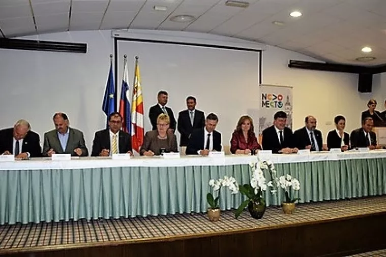 Potpisan sporazum o obnovi željeničke pruge Ljubljana-Novo Mesto-Metlika-Karlovac