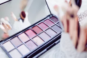 Prepoznajte &scaron;tetne sastojke u kozmetici i kad nose 'tajna' imena