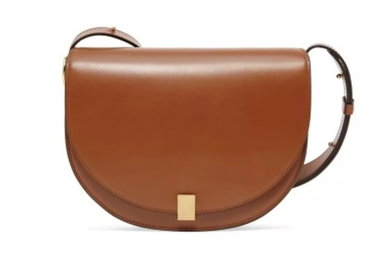 Ženstvenost i elegancija s Victoria Beckham potpisom