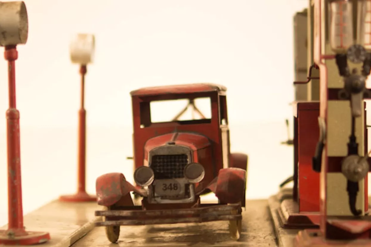 Cijene nafte porasle prema 76 dolara pod utjecajem povećanja ruske i saudijske proizvodnje