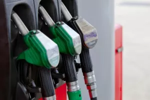 U idućim tjednima možemo očekivati pad cijena naftnih derivata