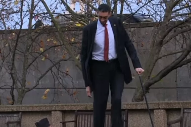 Parižani u dru&scaron;tvu 'velikih ljudi'