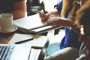 Više od polovice srednjoškolaca svoju budućnost vidi izvan Hrvatske