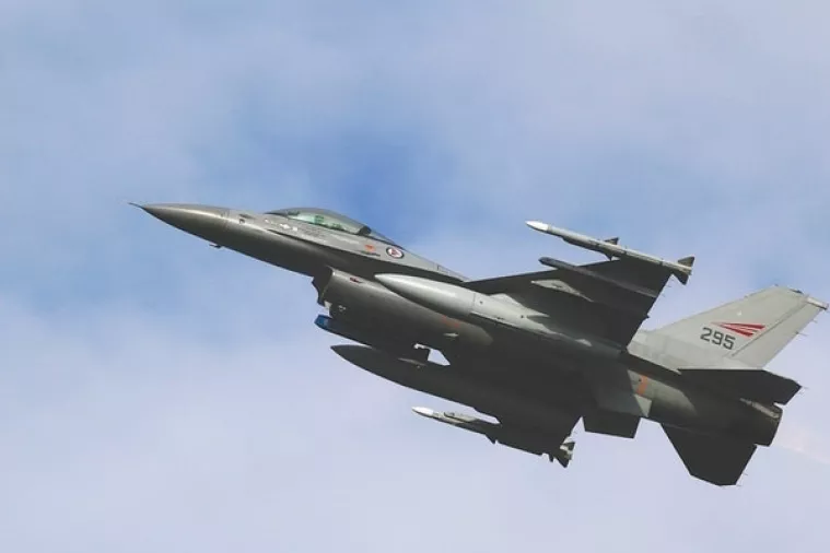 Nebo Crne Gore od danas pod paskom NATO-a