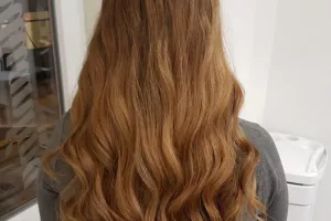 Brilliantina: Poslovna frizura ne trpi šarenilo i 'kreativne instalacije'