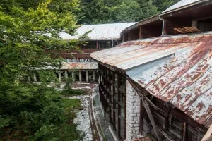 Zapuštena, vandalizirana Vila izvor na Plitvičkim jezerima postaje znanstveno-edukacijski centar