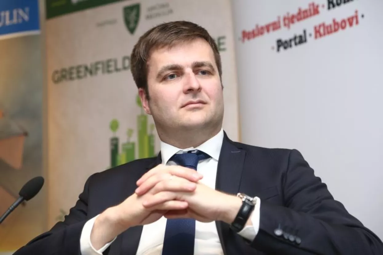 Ćorić najavio lakše dobivanje dozvola za 'kućne elektrane'