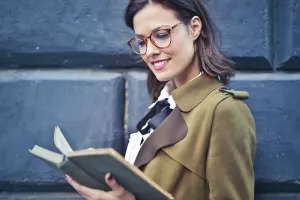 Istraživanje: Žene danas imaju mnogo dublje glasove