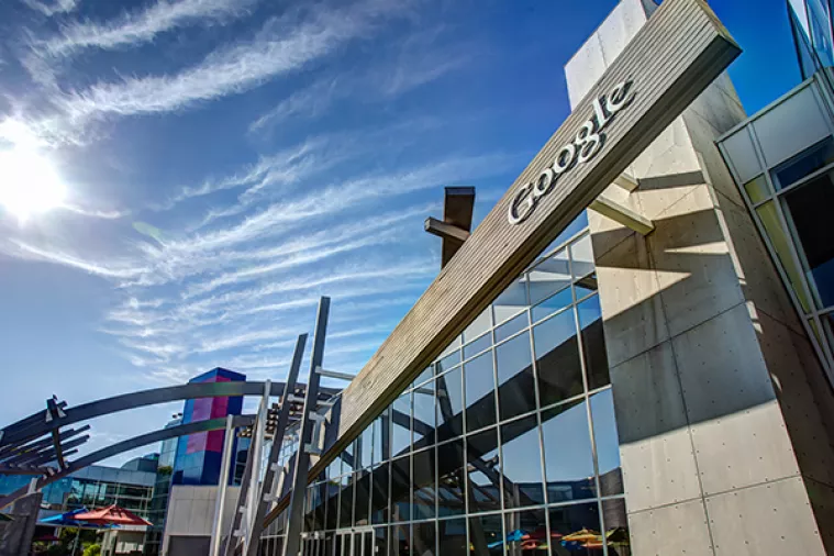 Google investira 550 milijuna dolara u kinesku tvrtku za e-trgovinu