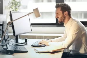 10 likova koje ćete naći u svakom uredu