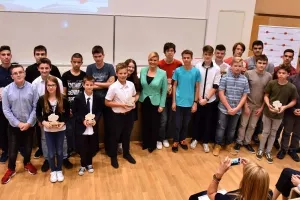 Najboljim učenicima i studentima dodijeljeni Oskari znanja: Učinimo svijet i Hrvatsku ljepšima