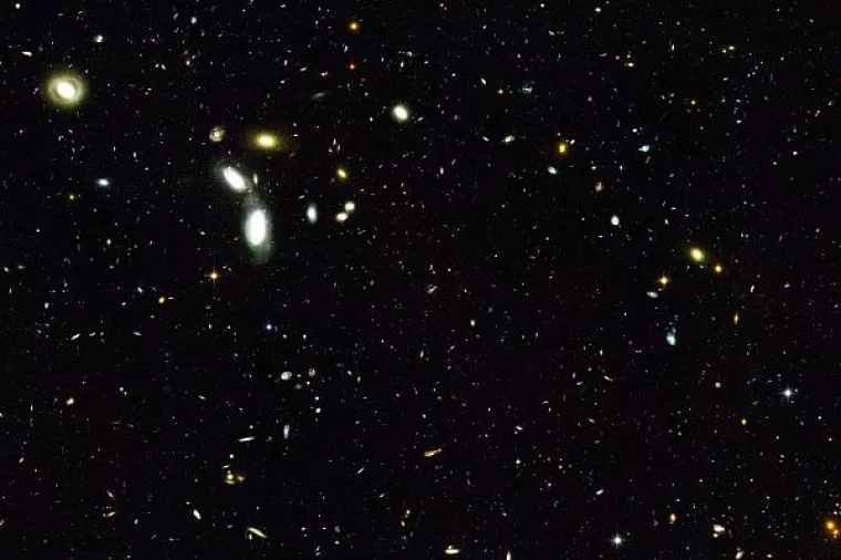 Robot CIMON, 'leteći mozak' poletio prema svemirskoj postaji