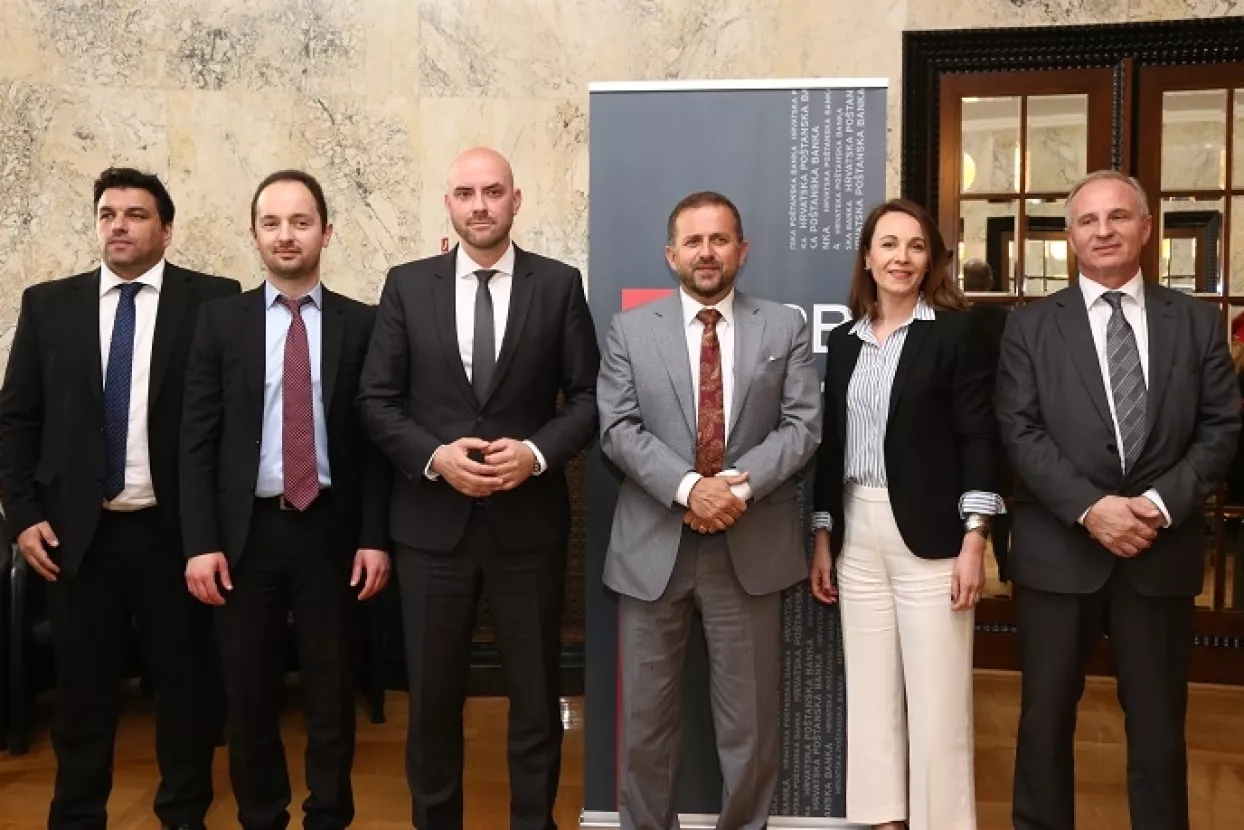 Hrvatska poštanska banka kupila Jadransku banku