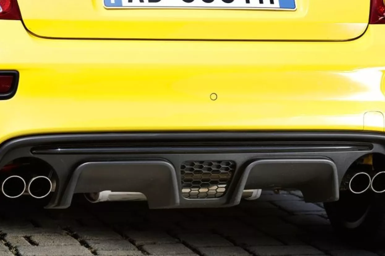 Fiatov Abarth 595 Competizione - sjajna igračka za odrasle muškarce