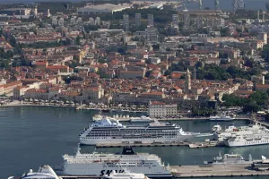 Split: Preko vikenda će aerodromom i lukom proći 124 tisuće putnika