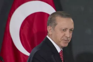 Turska otpustila još 18 tisuća javnih službenika, od puča sve skupa 160 tisuća