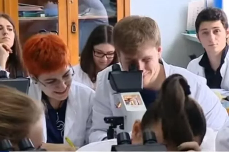 Studenti primili Rektorovu nagradu i priznanja za projekt "Oživi me"