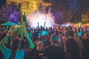 B and the Bops, Songkillersi i Psihomodo Pop u završnici Foodballerke