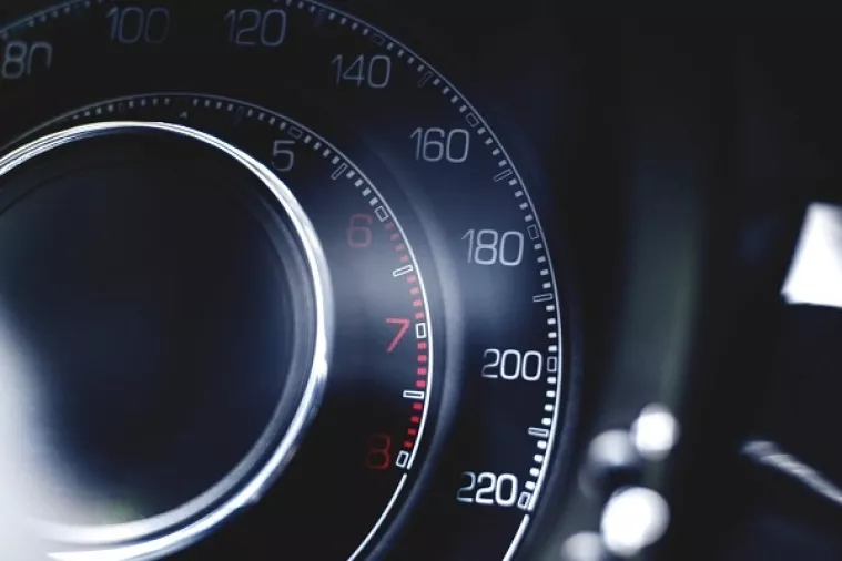 Nijemac jurio Mercedesom 236 kilometara na sat po A3