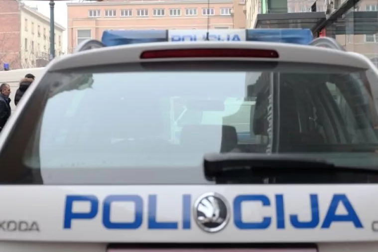 Vatreni trgovcima skratili, policiji produžili radno vrijeme