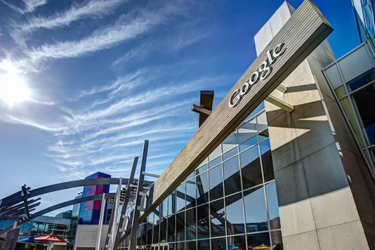 Komisija razrezala rekordnu i jednu od kontroverznijih kazni Googleu