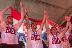 Doček reprezentativaca u Zadru - na moru, kopnu i u zraku