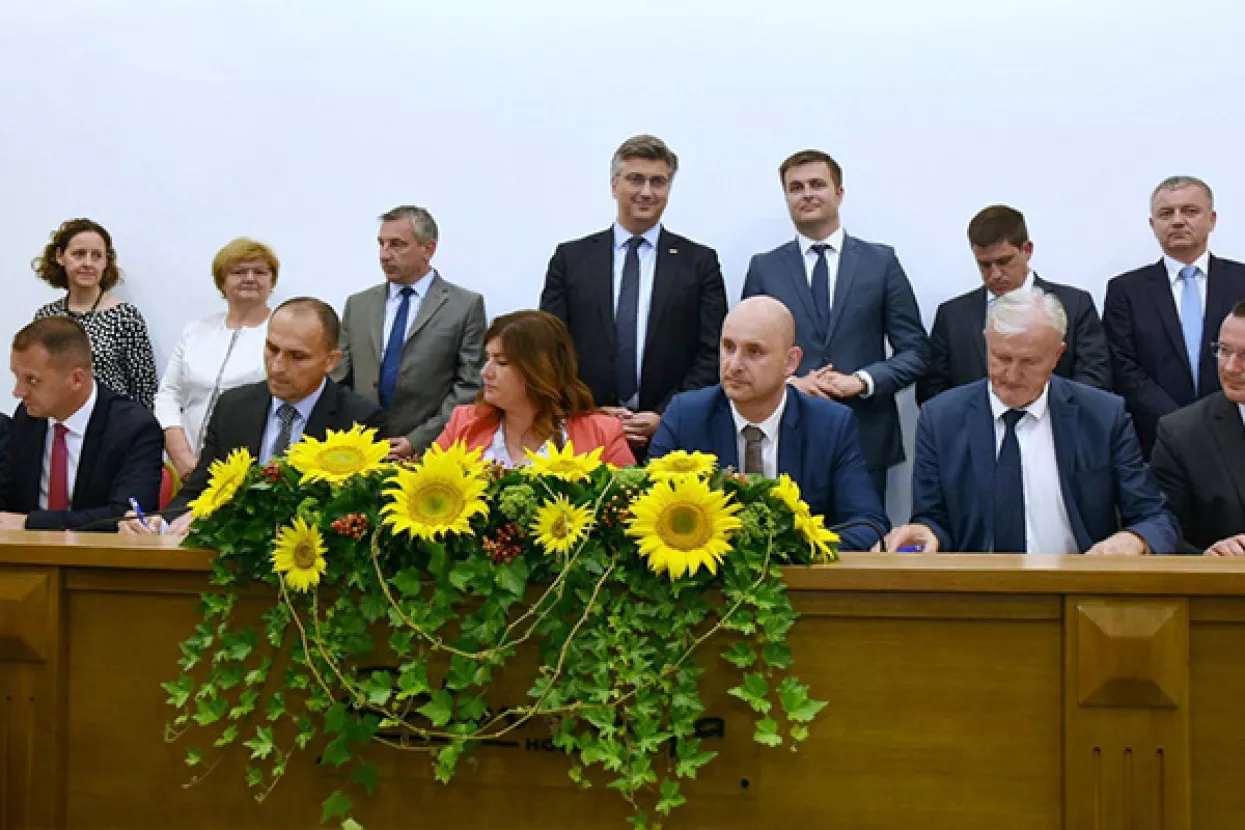 Potpisan razvojni sporazum za područje Slavonije, Baranje i Srijema