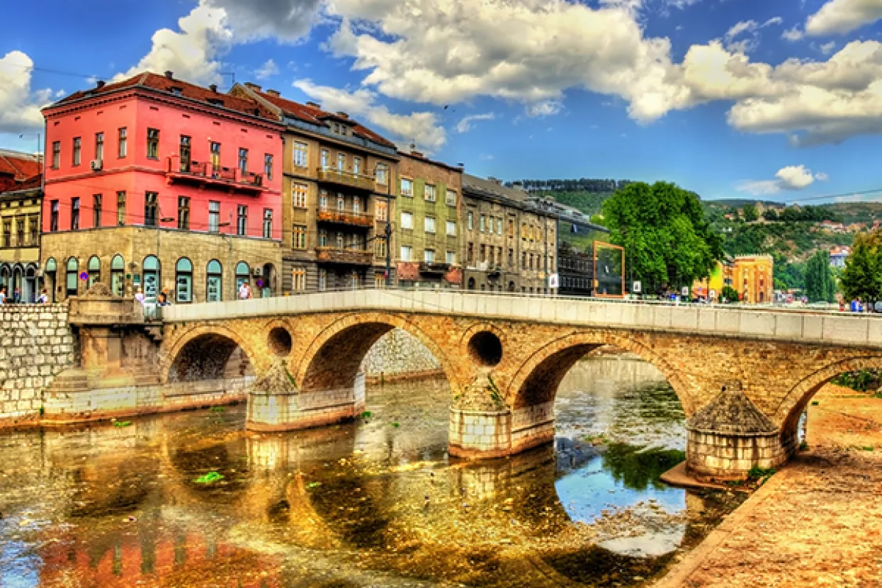 Vlada daje 24 milijuna kuna za Hrvate u BiH i 125.000 kuna za spomenik žrtvama komunizma u Kanadi