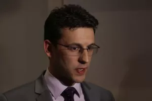 Most traži uvođenje dopisnog i elektroničnog glasovanja