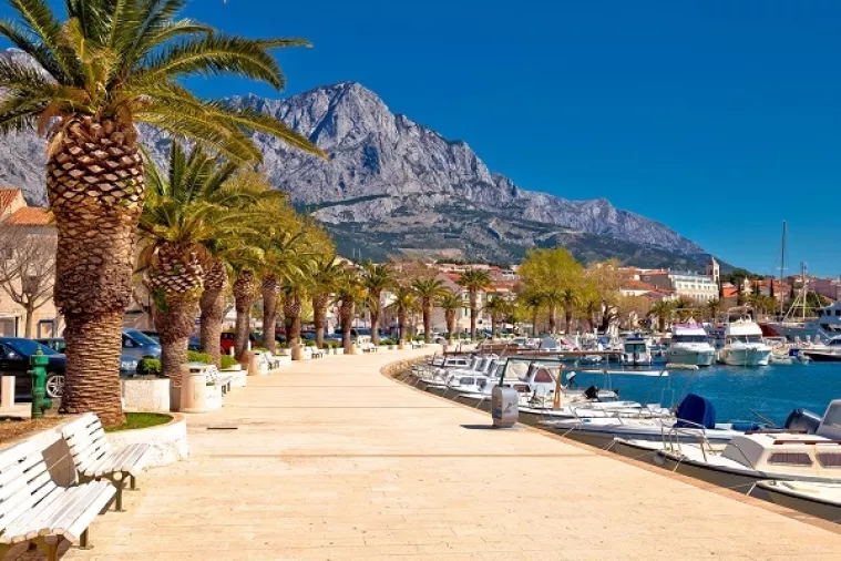 Na Makarskoj rivijeri 70 tisuća gostiju, najveća ovoljetna smjena turista