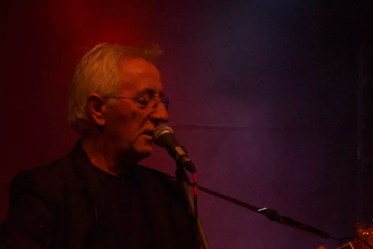 Napustio nas omiljeni baršun hrvatske estrade Oliver Dragojević