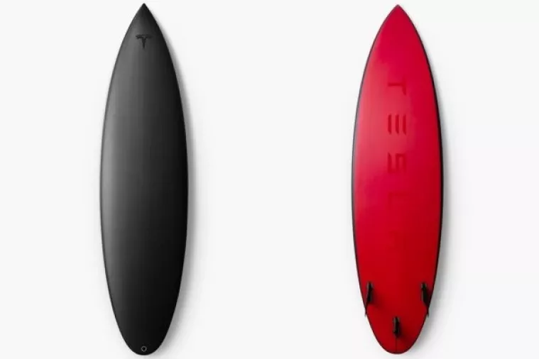 Rasprodano ograničeno izdanje Teslinih dasaka za surfanje po cijeni od 1500 dolara