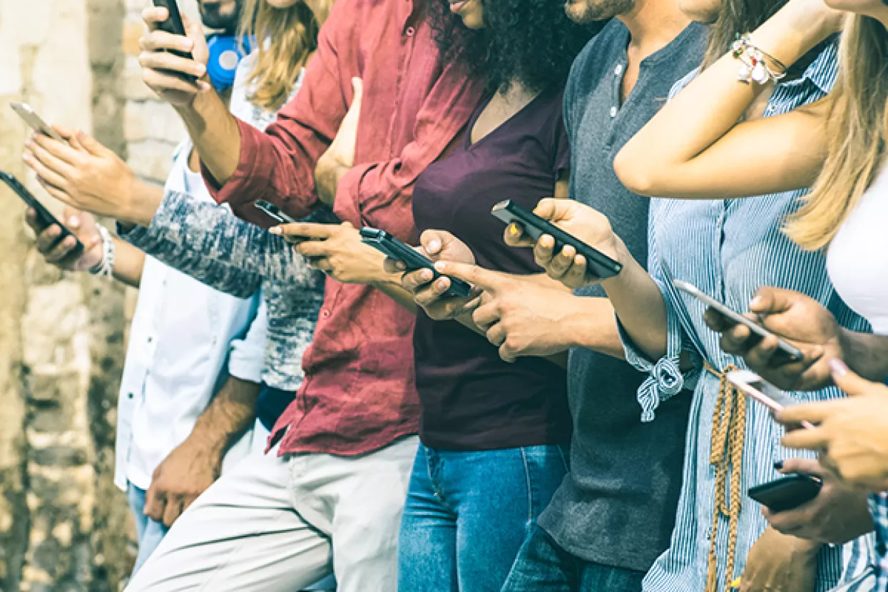 Facebook i Instagram pratit će koliko 'visite' na tim društvenim mrežama