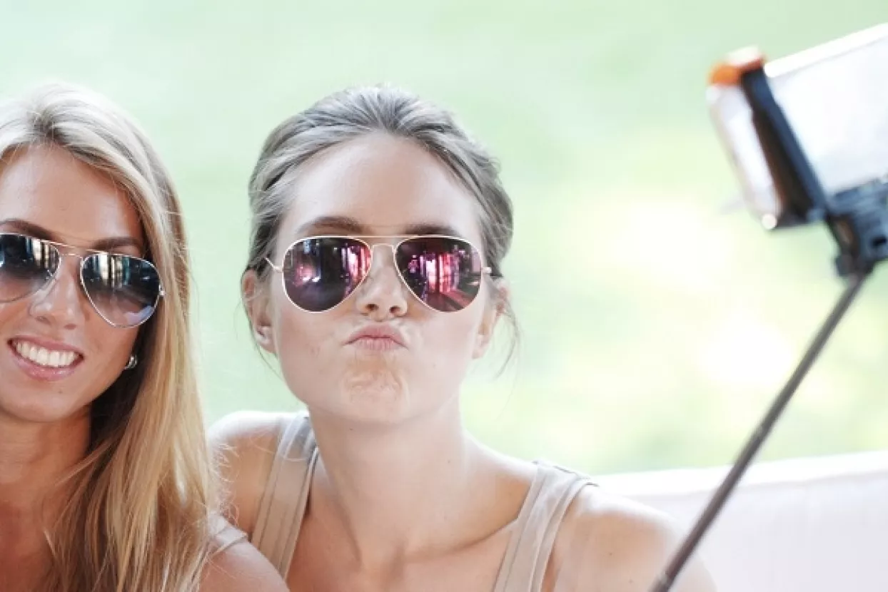 Plastične kirurge snuždila pošast Snapchat dismorfije