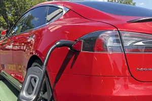 Od 117.000 punionica električnih vozila u EU 88.000 je u Njemačkoj, Nizozemskoj, Francuskoj i UK