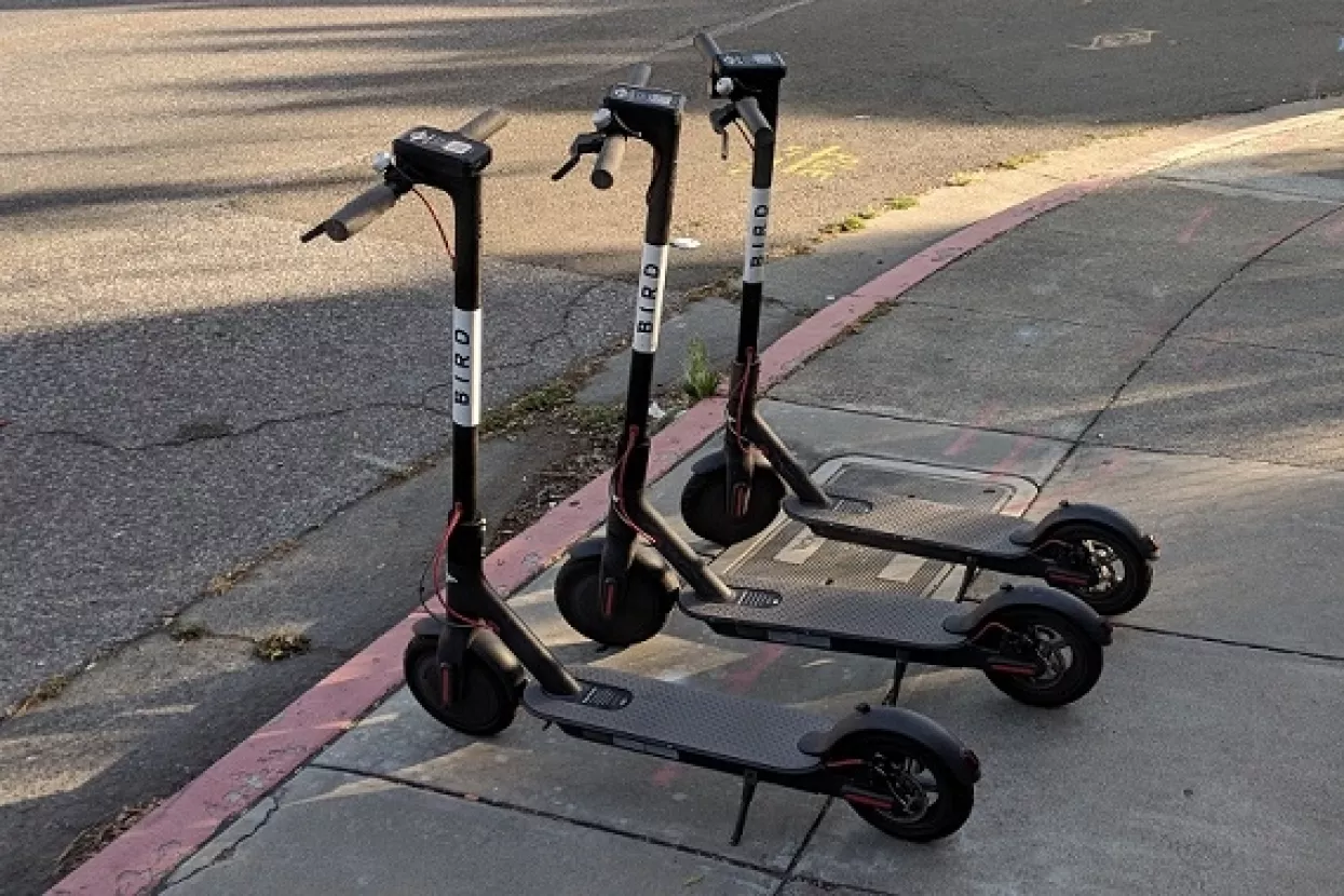 Električni skuteri se šire svijetom – stigli u Madrid i Pariz