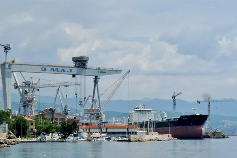 Sindikat zbog neisplate plaća pokreće mirenje u 3. maju - nemamo ni materijala, profila ni opreme