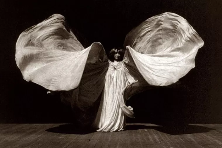 Filmska recenzija: 'Plesačica' - ljepota trenutka u zaboravu