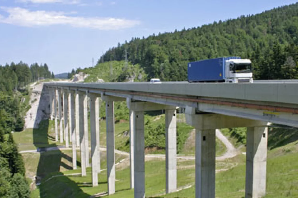 Autostrade spremne dati 500 milijuna eura za obnovu vijadukta u Genovi