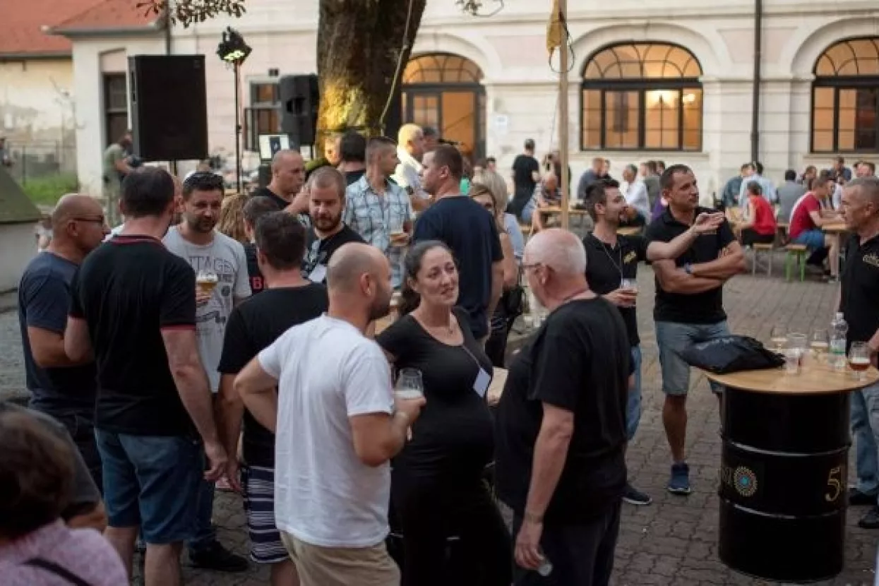 Dani piva Daruvar: Posjetitelji kušali 50 vrsta hrvatskog crafta i novo Staročeško