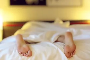 Premalo i previše sna uzrokuje brže starenje srca - treba spavati sedam sati