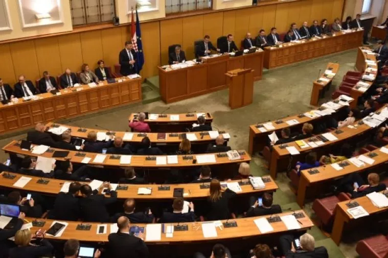 Sabor: Zbog izostanaka zastupnici u godinu dana platili 40.000 kuna kazni