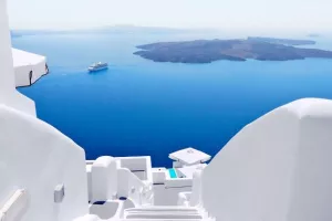 Deseci tisuća putnika zaglavilo na grčkim otocima zbog štrajka pomoraca