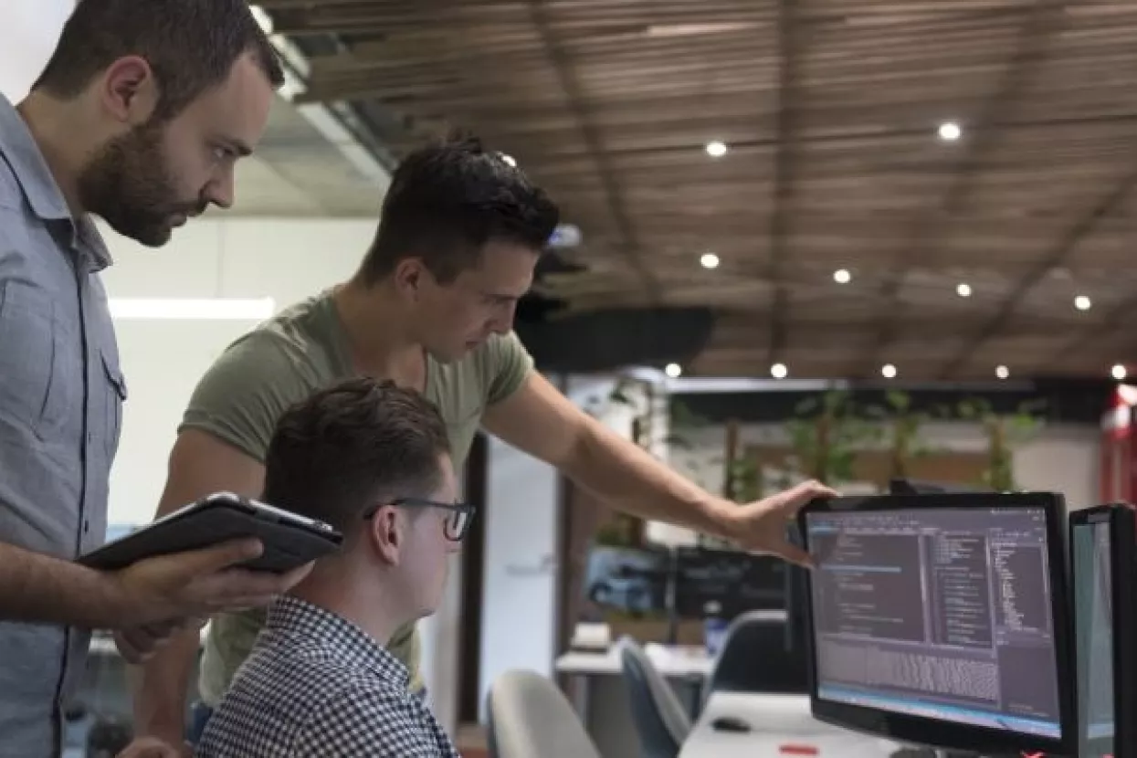 Algebra pokreće inkubator za startupe