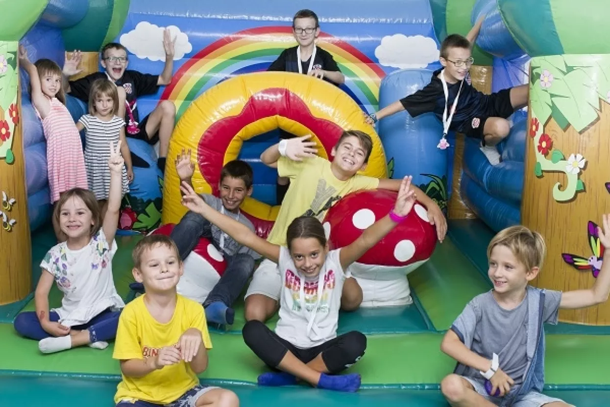 Više od 2000 djece na 'dječjem tulumu' u uredima Hrvatskog Telekoma