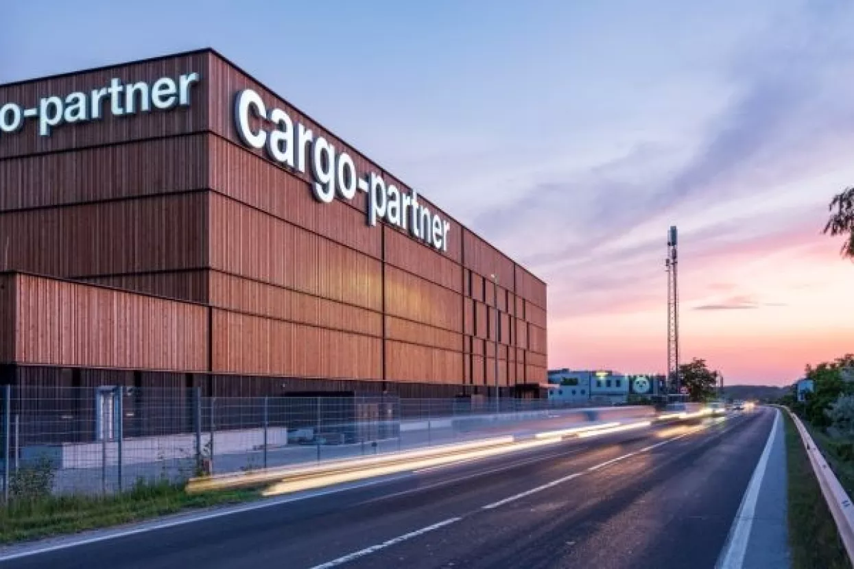 cargo-partner pruža učinkovitu logistiku rezervnih dijelova za ENGEL u novom iLogističkom centru