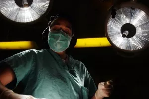 Prvi robotski kirurški sustav vrijedan 12 milijuna kuna stiže na KBC Zagreb