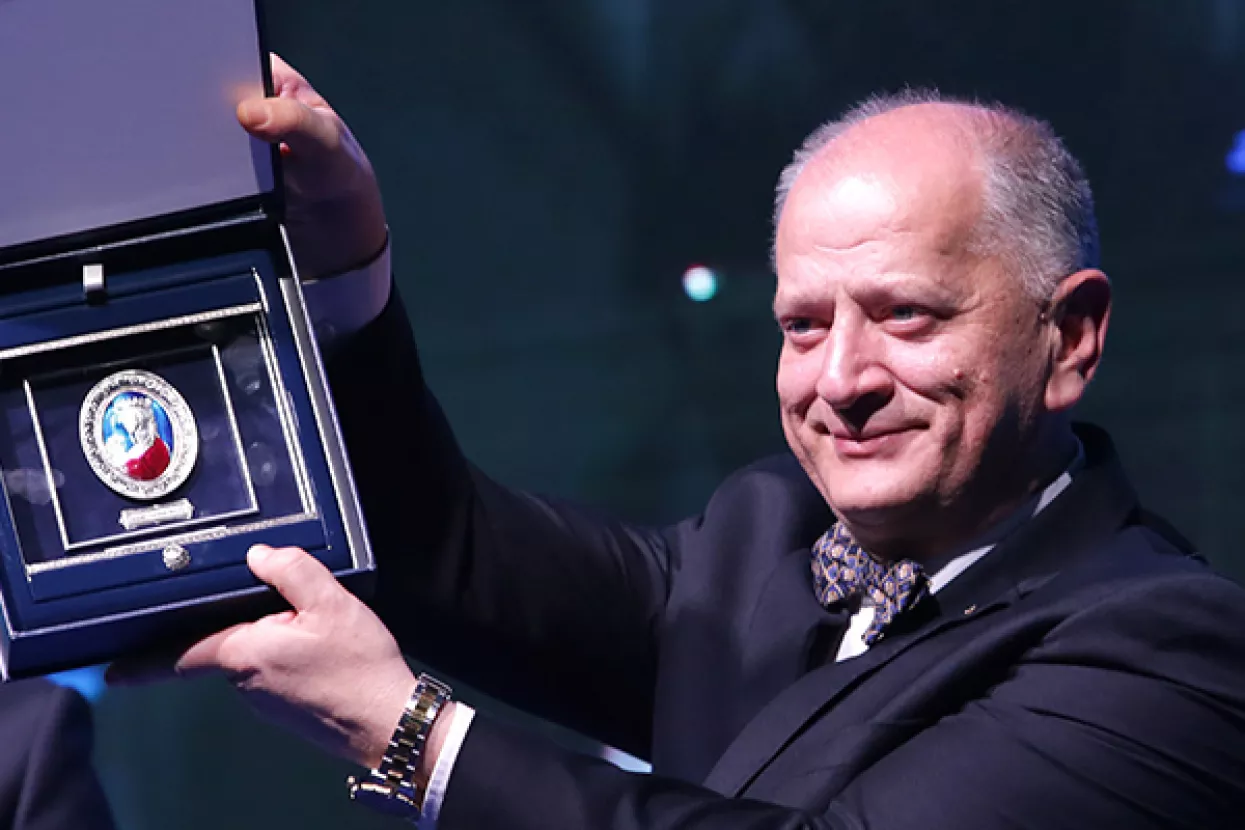 I Franco Nero operirao oči kod Nikice Gabrića